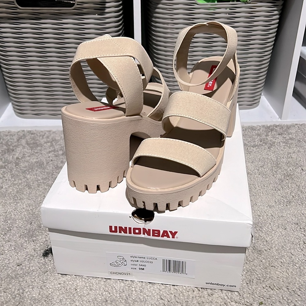 Unionbay Casual Nude Heels - Picture 4 of 4